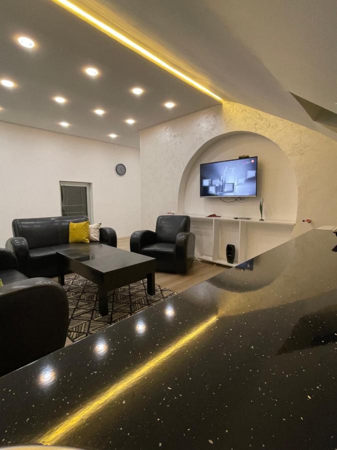 Luna Apartment نوفي بازار المظهر الخارجي الصورة